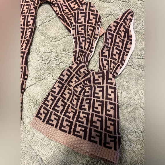 Fendi Baby romper / jumpsuit and hat unisex set - Picture 5 of 10